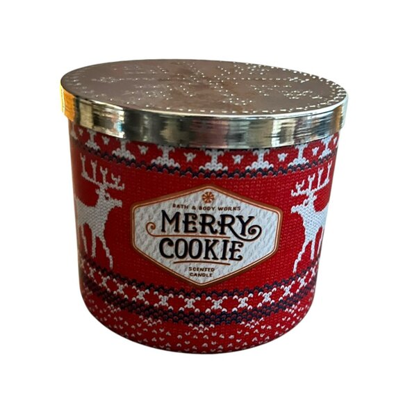 Bath & Body Works  MERRY‎ COOKIE 3-Wick 14.5 Oz Scented Candle - Picture 1 of 9